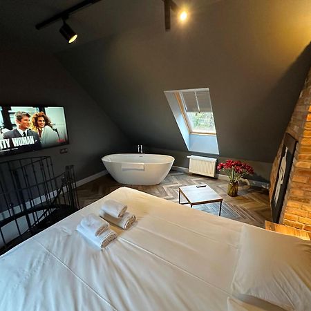 Old Town Luxury Apartments ازغوجالتس المظهر الخارجي الصورة